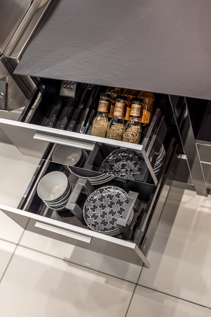 Station Grill Cuisine extérieure et cuisine d'été sur mesure chez Piscines Spas Etchetera