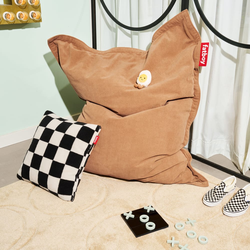The Slim Cord by Fatboy - a stylish, comfortable beanbag made from 100% recycled materials. Sustainability meets quality here.